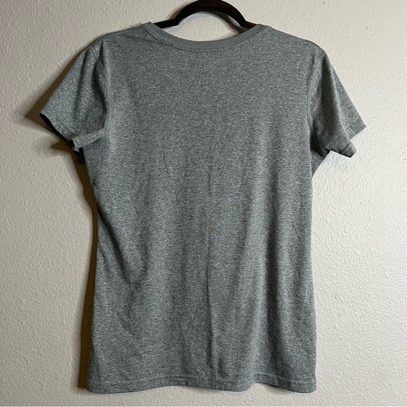 Nike Women's Dri Fit V Neck Grey Blue Animal Print - Picture 2 of 4